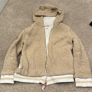 Cat &Jack girl Sherpa Bear Hoodie Beige and Gold Sz M 7/8